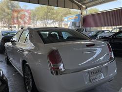 كرايسلر 300